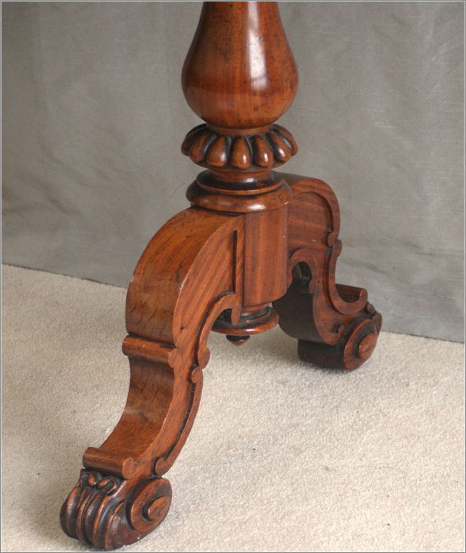 3010 Small Antique Writing Table Miles & Edwards (7)
